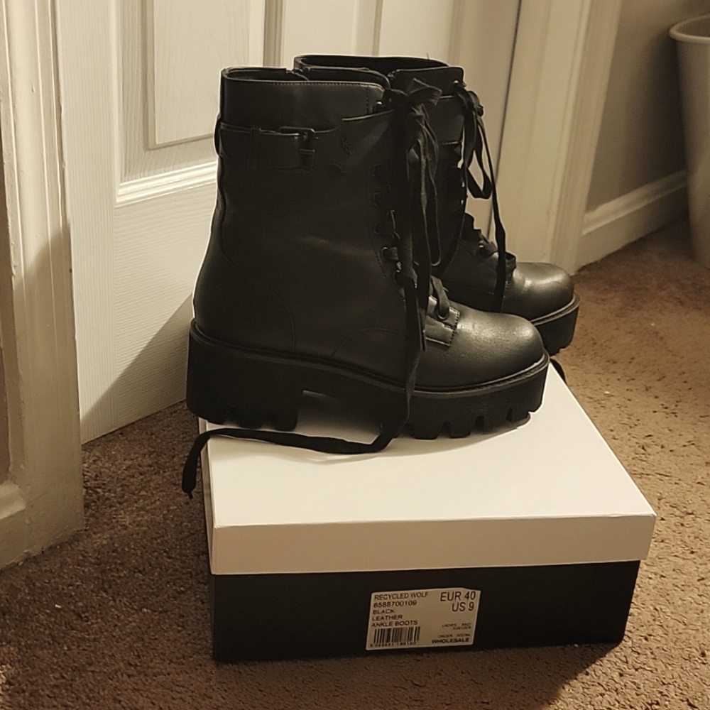 Kurt Geiger Ankle boots